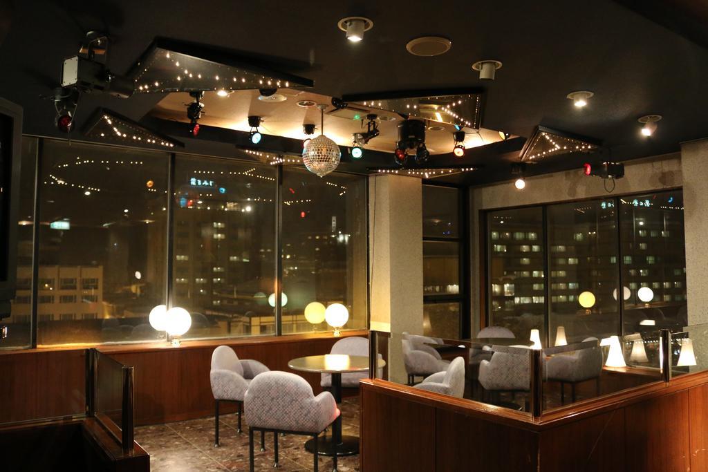 Hotel Sankeien Sapporo Buitenkant foto