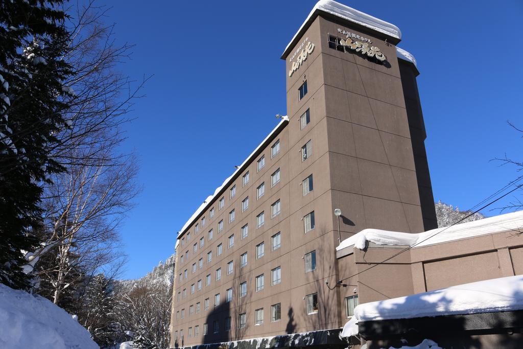 Hotel Sankeien Sapporo Buitenkant foto
