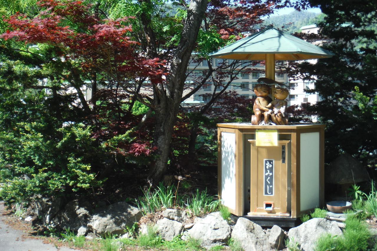 Hotel Sankeien Sapporo Buitenkant foto