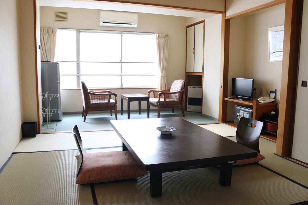 Hotel Sankeien Sapporo Buitenkant foto