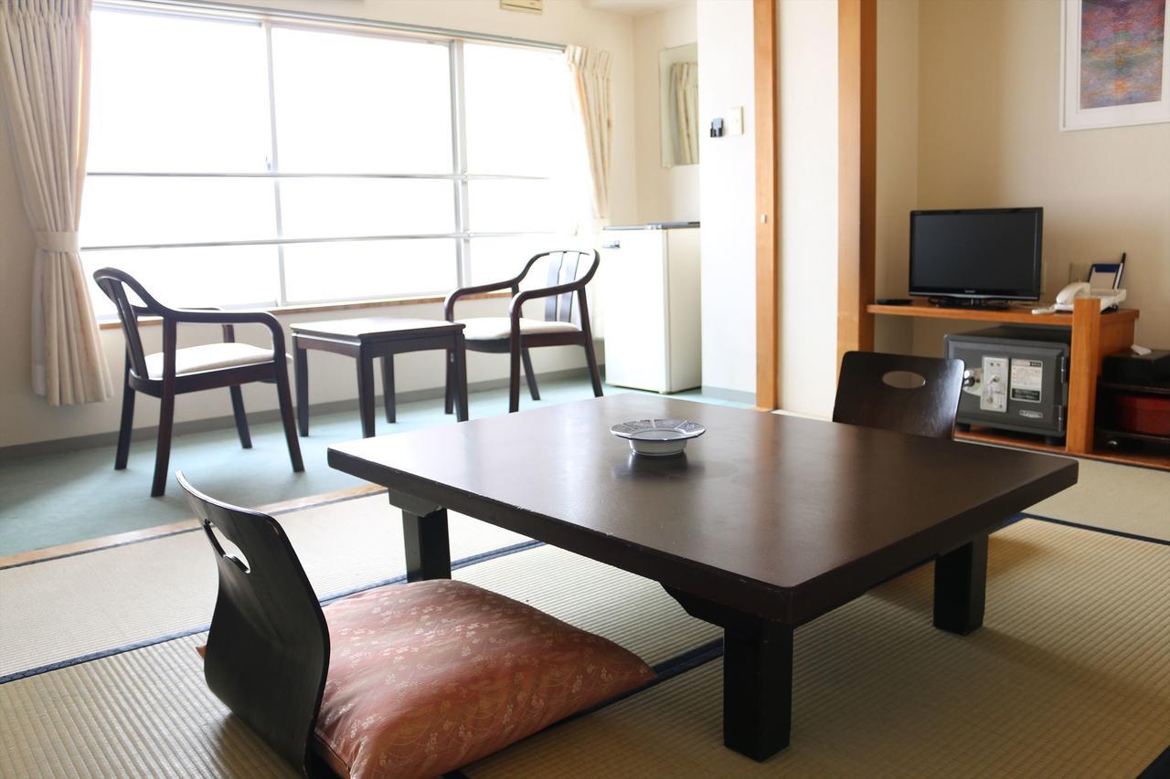 Hotel Sankeien Sapporo Buitenkant foto